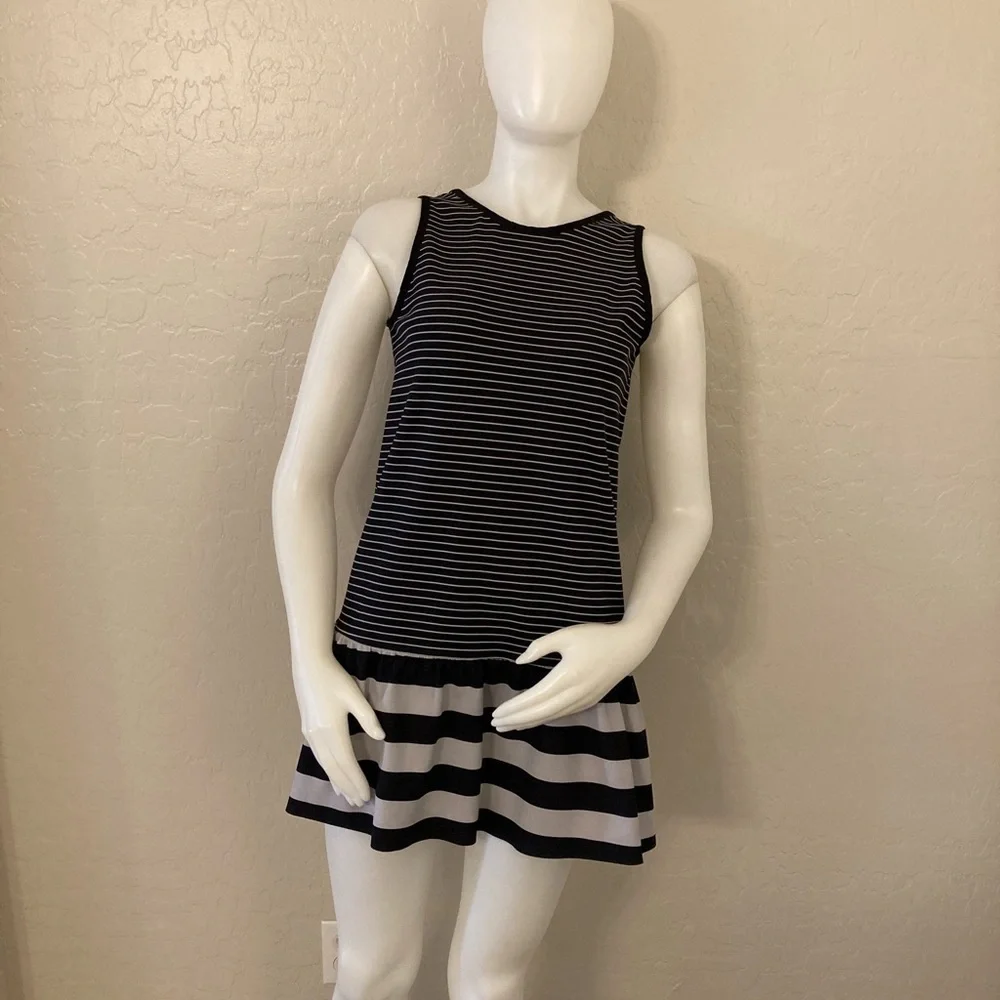 Rare Lululemon Both Ways Dress Parallel Stripe / Black 4-6